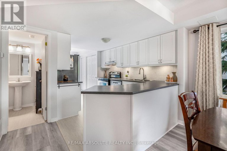 28983666/32-bonfield-private/avalon-east/ottawa/ontario/K4A5E4_4