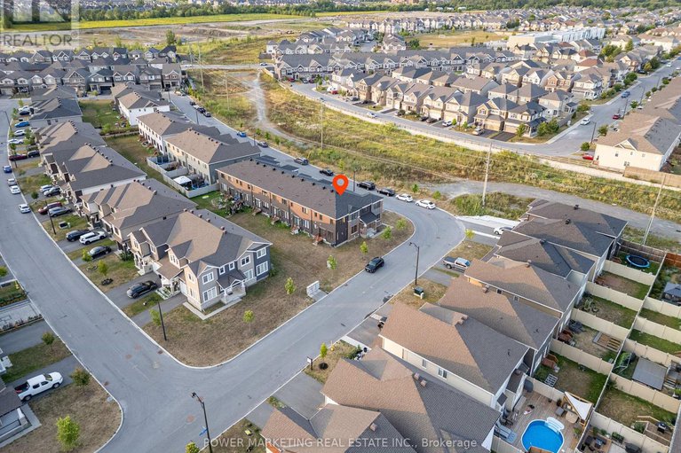 28752375/701-megrez-way/half-moon-bay/ottawa/ontario/K2J6S9_33