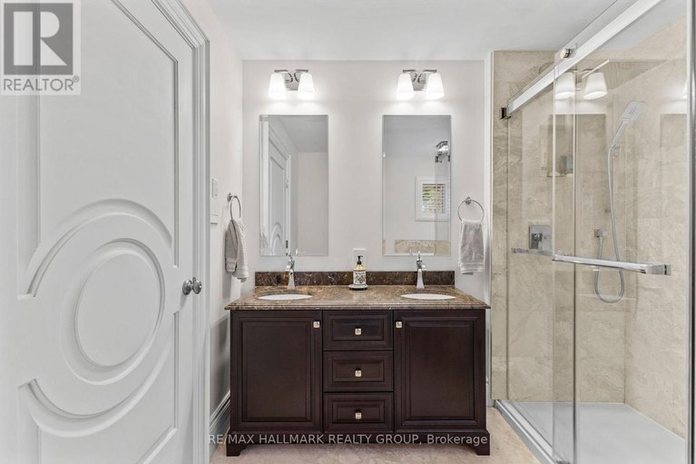 28537676/1883-barnhart-place/alta-vistafaircrest-heights/ottawa/ontario/K1H5B5_22