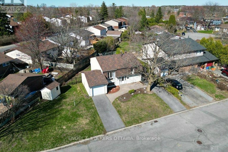 29665658/3354-chilliwack-way/sawmill-creektimbermill/ottawa/ontario/K1T1P5_29