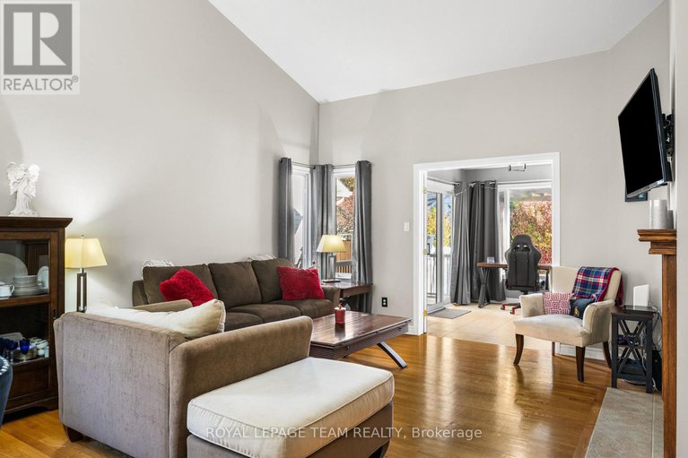 29049402/16-spinney-way/longfields/ottawa/ontario/K2J4Y8_16