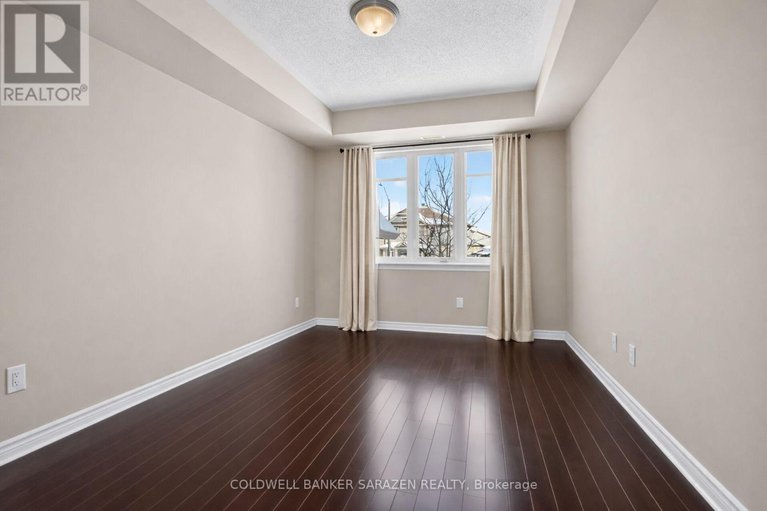 29290169/6-3785-canyon-walk-drive/riverside-southgloucester-glen/ottawa/ontario/K1V2M4_32