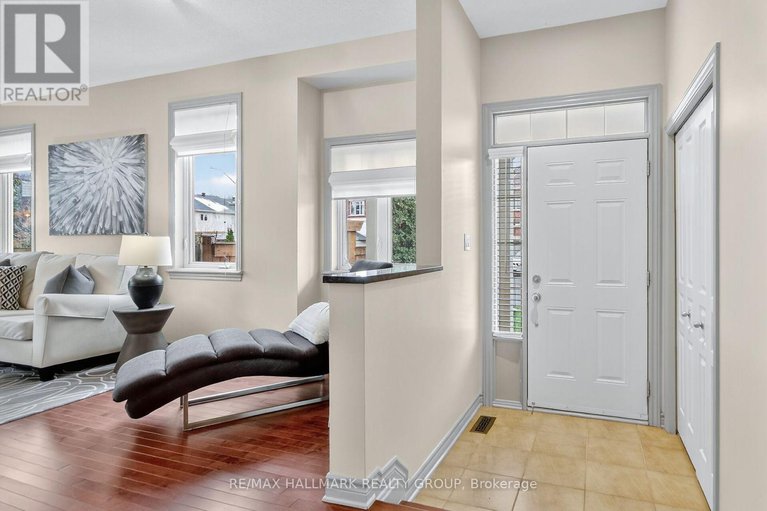 29111123/668-bowercrest-crescent/riverside-southgloucester-glen/ottawa/ontario/K1V2M2_5