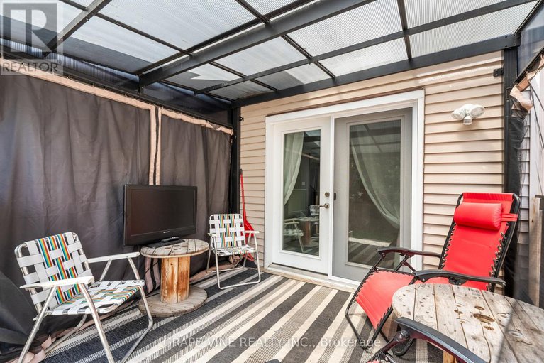 28498245/32-acklam-terrace/morgans-grantsouth-march/ottawa/ontario/K2K2H5_30