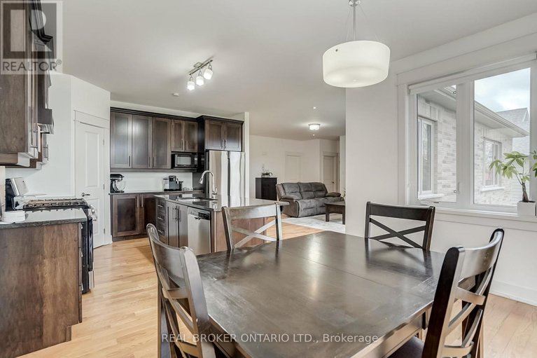 29447327/6237-perth-street/richmond/ottawa/ontario/K0A1Z0_24