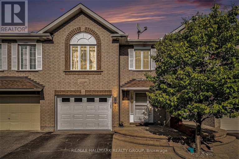 28796114/7-maple-park-private/upper-hunt-club/ottawa/ontario/K1T4A6_2