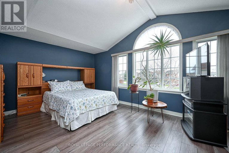 28233202/4191-wolfe-point-way/riverside-southgloucester-glen/ottawa/ontario/K1V1P5_25
