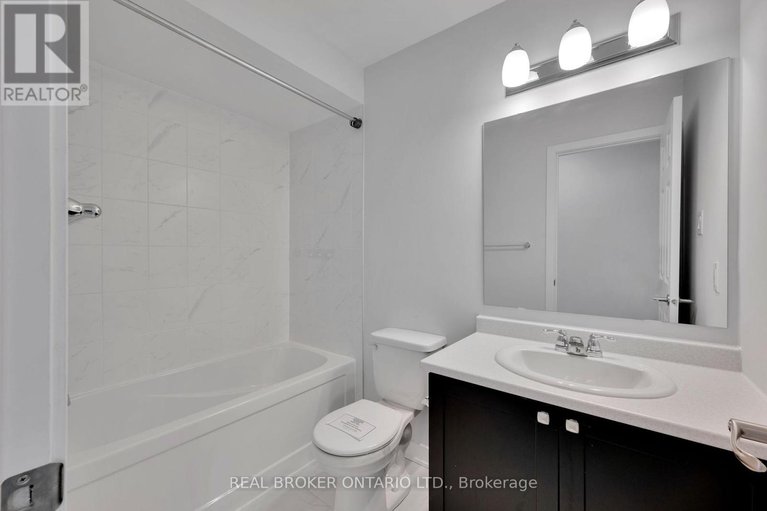 28620609/2123-winsome-terrace/fallingbrookgardenway-south/ottawa/ontario/K4A3P6_21