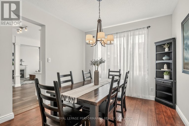 29615076/1820-mccallum-drive/fallingbrookgardenway-south/ottawa/ontario/K4A3T7_16