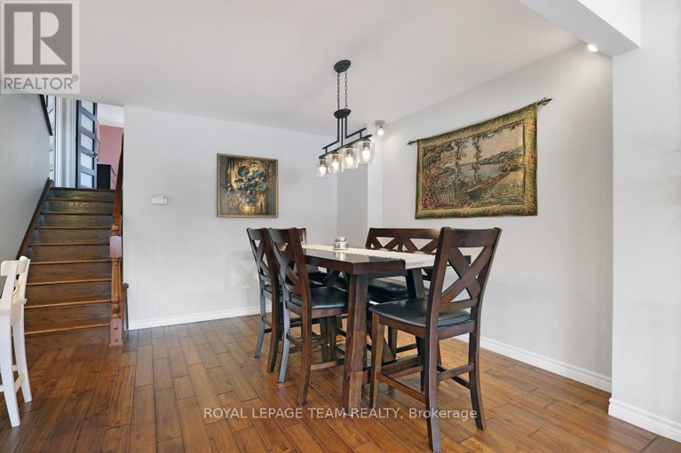 28576790/807-maplecrest-avenue/mckellar-heightsglabar-park/ottawa/ontario/K2A2Z7_10