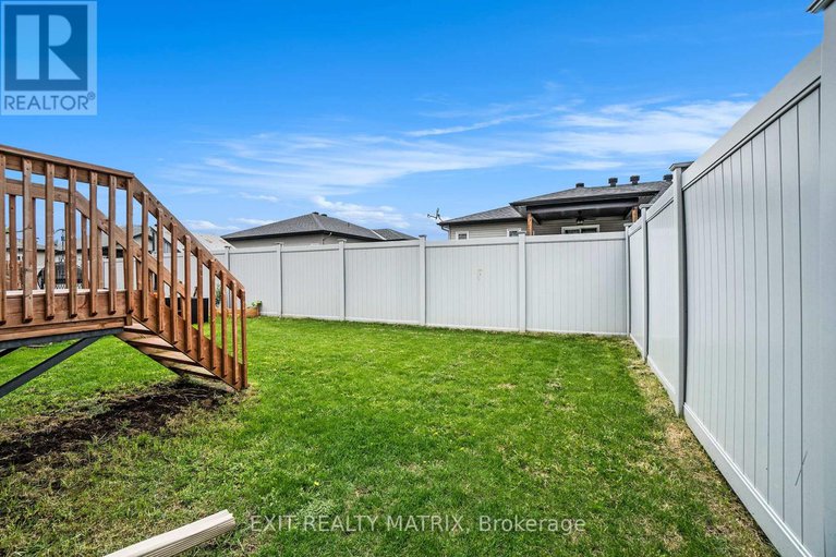28356025/d-5-flagstone-private-lane/north-stormont-finch-twp/north-stormont/ontario/K0A1R0_23