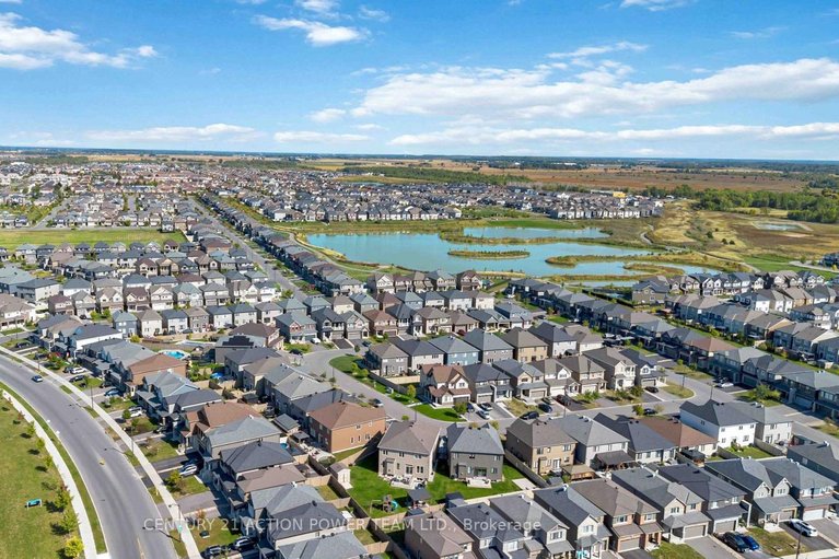 29512570/54-malachigan-crescent/avalon-west/ottawa/ontario/K4A1G6_46