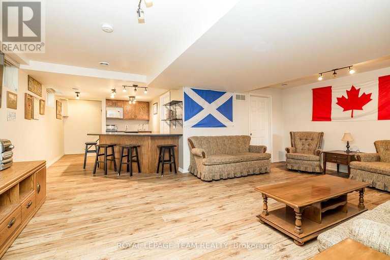 28642297/1234-kinburn-side-road/dunrobin/ottawa/ontario/K0A3M0_27