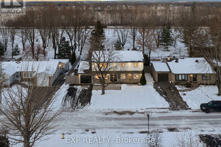 29162985/2159-fillmore-crescent/beacon-hill-north/ottawa/ontario/K1J6A1_1