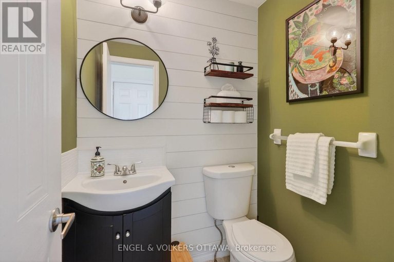 29596735/1499-corsham-avenue/fallingbrookpineridge/ottawa/ontario/K4A3M6_12