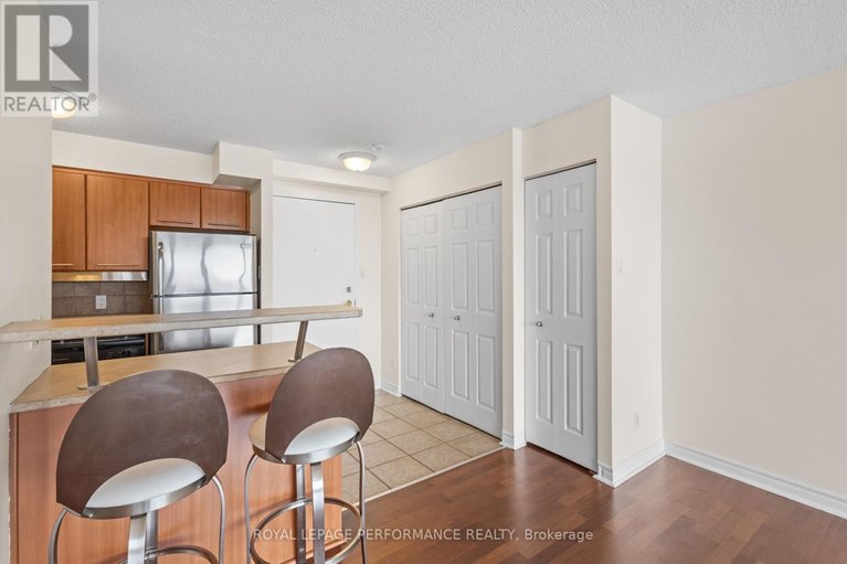 29581425/609-225-alvin-road/manor-park/ottawa/ontario/K1K4H6_8