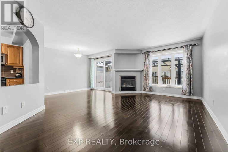 29238226/214-montmorency-way/avalon-east/ottawa/ontario/K4A0J9_8