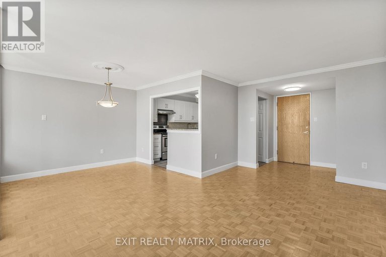 28647824/705-2759-carousel-crescent/emerald-woodssawmill-creek/ottawa/ontario/K1T2N5_12