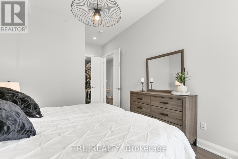 28771647/102-100-cortile-private/riverside-southgloucester-glen/ottawa/ontario/K1V2S8_33