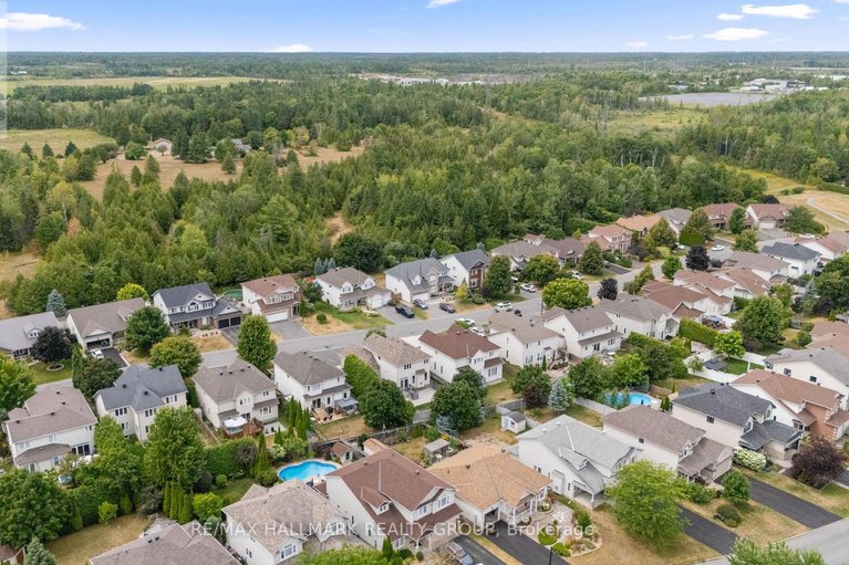 29032033/41-smoketree-crescent/stittsville-north/ottawa/ontario/K2S2B8_33