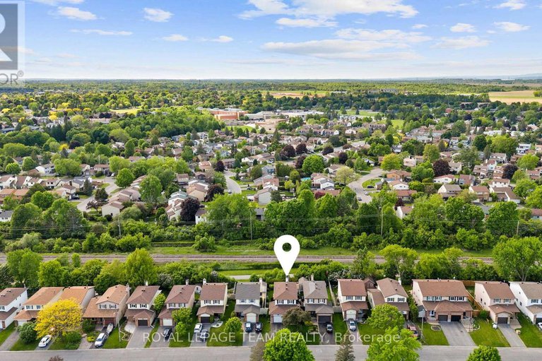 29026359/23-glacier-street/on-the-green/ottawa/ontario/K2J2M7_43