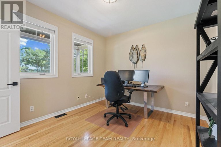 28935788/2893-barlow-crescent/dunrobin-shores/ottawa/ontario/K0A1T0_20