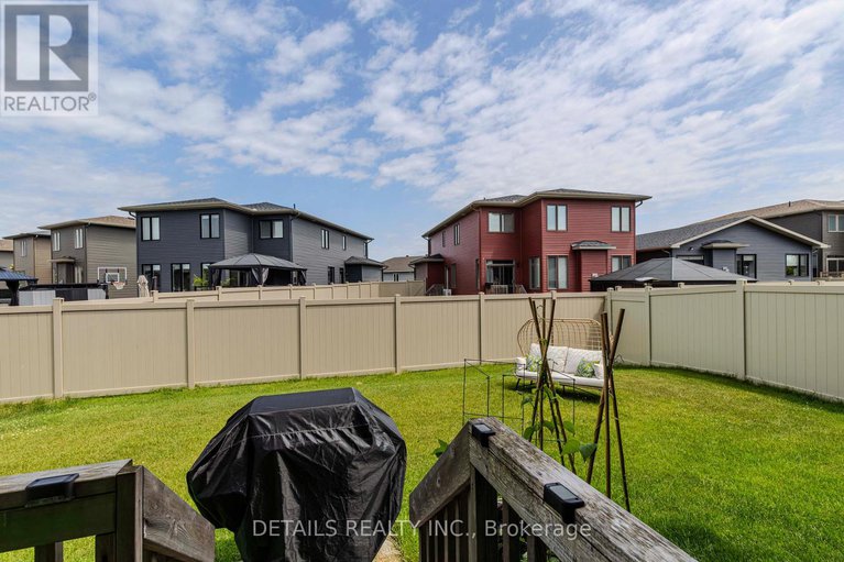28555727/372-sterling-avenue/clarencerockland-twp/clarence-rockland/ontario/K4K0L4_46