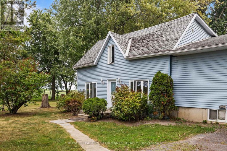 28783228/721-st-thomas-road/embrun/russell/ontario/K0A1W0_9