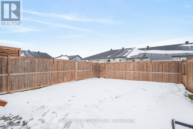 29484450/923-leishman-drive/mississippi-mills-ramsay-twp/mississippi-mills/ontario/K0A1A0_34