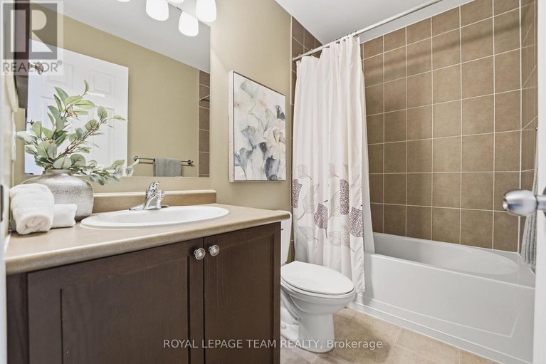 29250837/229-opus-street/emerald-meadowstrailwest/ottawa/ontario/K2S0J1_30