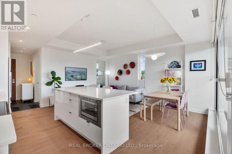 28664198/307-135-barrette-street/vanier/ottawa/ontario/K1L7Z9_9