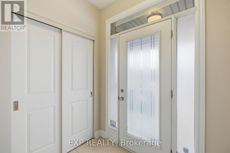 29606498/710-brian-good-avenue/riverside-southgloucester-glen/ottawa/ontario/K4M0C1_6