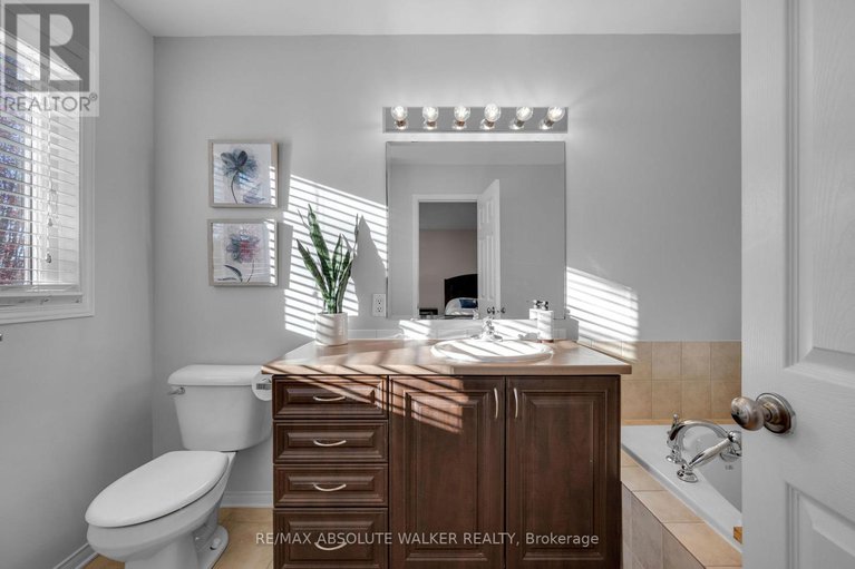 29043009/126-forestcrest-street/chapel-hill/ottawa/ontario/K1C7R3_22