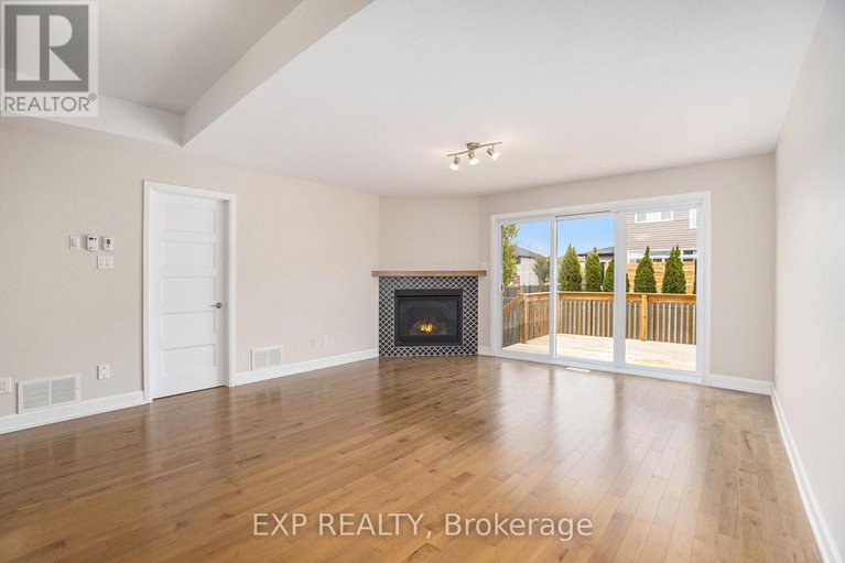29019443/701-azure-street/russell-twp/russell/ontario/K4R0E5_9