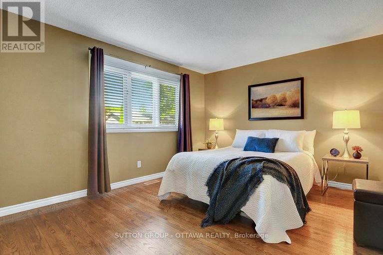 28874659/124-post-road/glencairnhazeldean/ottawa/ontario/K2L1L2_23