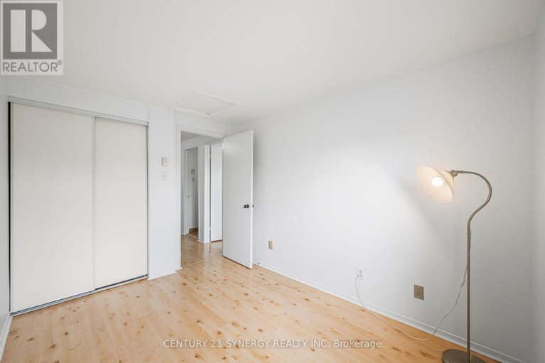 28496770/113-renova-private/riverview-park/ottawa/ontario/K1G4C7_22