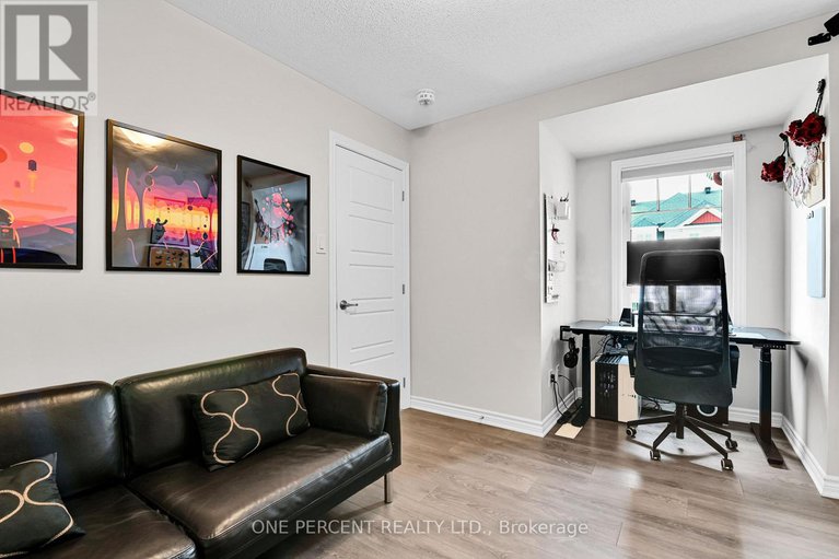 28279096/899-fameflower-street/half-moon-bay/ottawa/ontario/K2J6H3_24