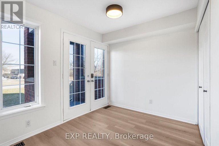 28354843/121-5-70-edenvale-dr-drive/beaverbrook/ottawa/ontario/K2K3N7_14
