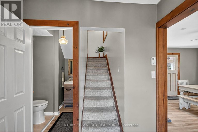 28930347/103-queen-charlotte-street/richmond/ottawa/ontario/K0A2Z0_26