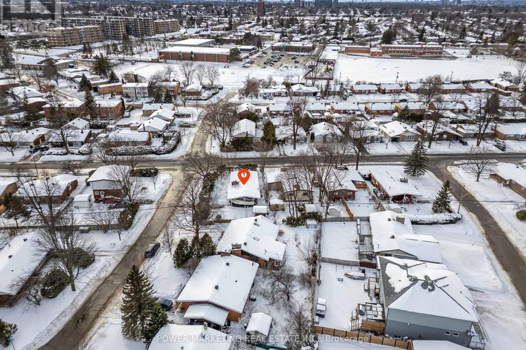 28634467/935-goren-avenue/elmvale-acresurbandale/ottawa/ontario/K1S1N4_25