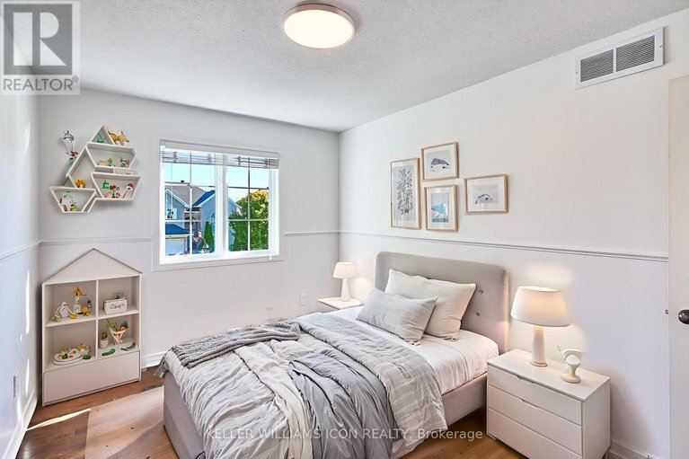 29271841/10-pondhollow-way/stonebridge/ottawa/ontario/K2J4Y4_37