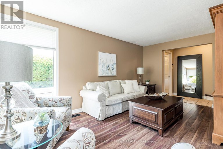 28741846/48-downsview-crescent/tanglewood/ottawa/ontario/K2G0A5_8