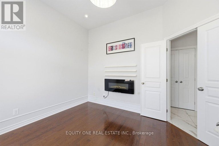 29590568/240-trailgate-street/riverside-southgloucester-glen/ottawa/ontario/K1V0Z9_7