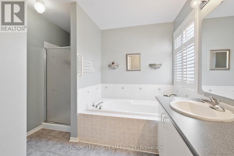 29531354/2885-brigham-way/upper-hunt-club/ottawa/ontario/K1T3Y8_30