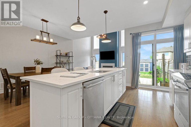 28755525/4949-abbott-street-e/emerald-meadowstrailwest/ottawa/ontario/K2S1E7_15