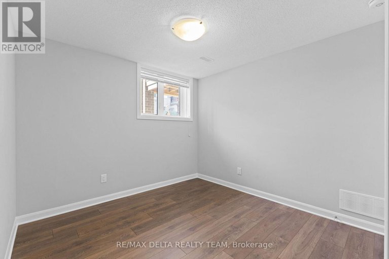 29442240/a-706-amberwing-private/avalon-west/ottawa/ontario/K4A5H5_39