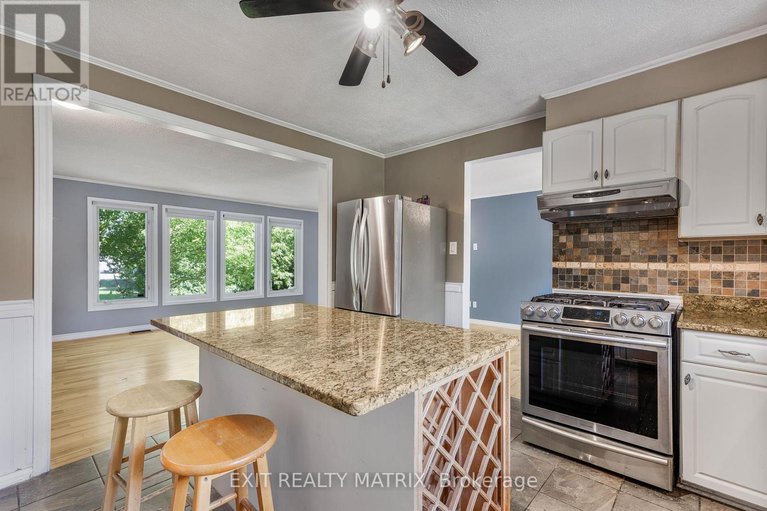 28822294/4368-county-road-31-road/south-dundas-williamsburgh-twp/south-dundas/ontario/K0C2H0_11
