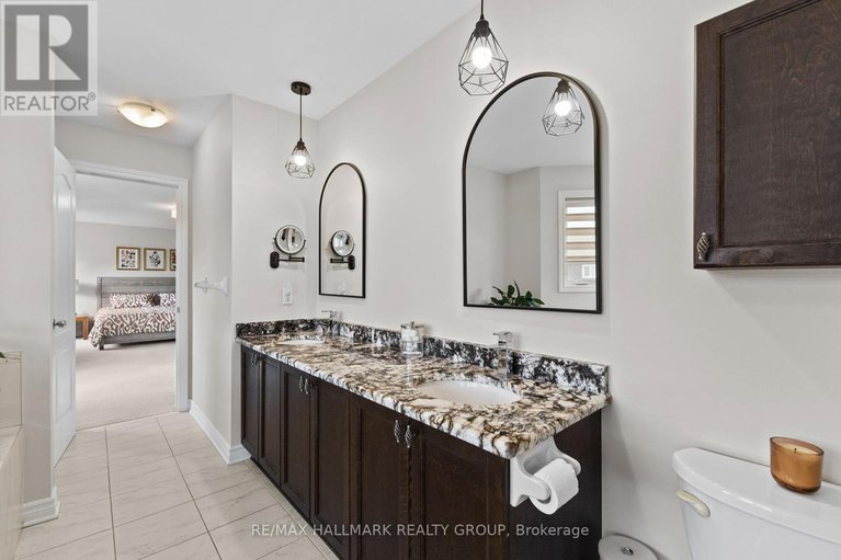 28628034/112-gracewood-crescent/blossom-parkkemp-parkfindlay-creek/ottawa/ontario/K1T0J5_30