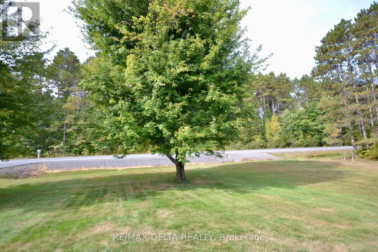 28875479/4725-champlain-street/clarencerockland-twp/clarence-rockland/ontario/K0A1E0_22