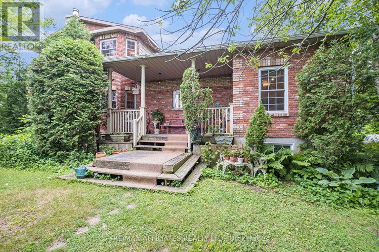 28528623/2435-county-road-20-road/north-grenville-twp-kemptville-south/north-grenville/ontario/K0G1T0_36